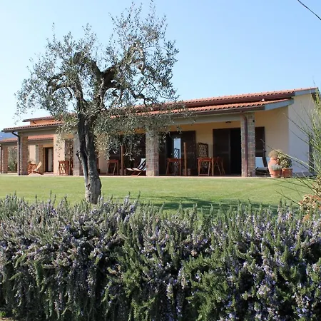 Vakantieboerderij Il Vecchio Mandorlo *